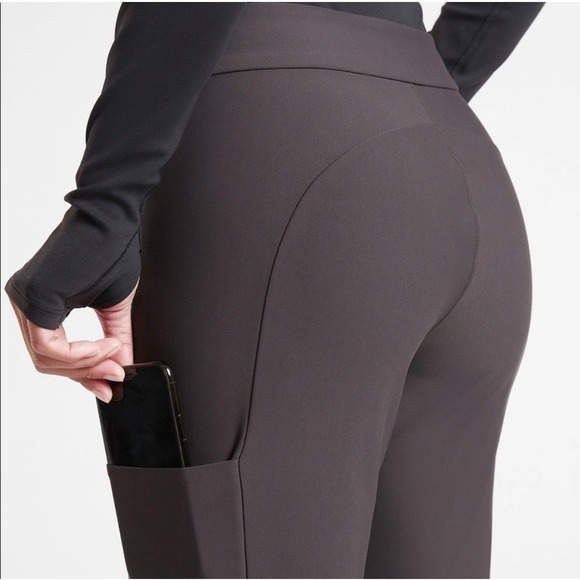 Athleta Stellar Trouser Size 2P Slit Zip Hem Pockets Athleisure Versatile - Picture 6 of 13